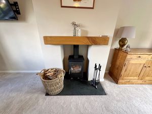 Log burner- click for photo gallery